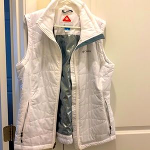 Women’s White XL Columbia Vest